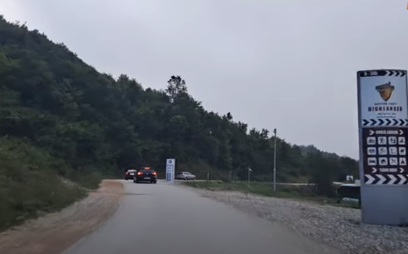 Road from Foča to border crossing Šćepan Polje